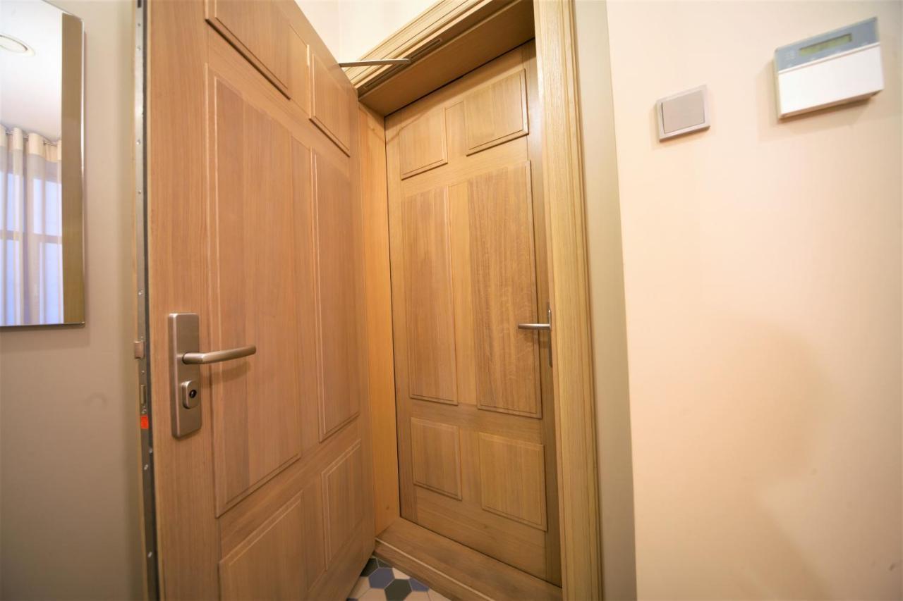 Appartamento Quiet Old Town Apartment With Elevator Access Riga