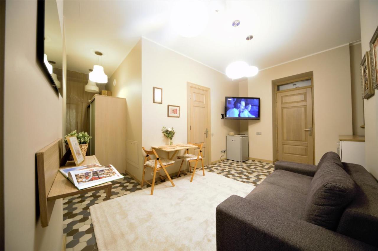 Quiet Old Town Apartment With Elevator Access * Riga