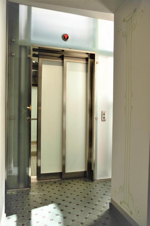 Appartamento Quiet Old Town Apartment With Elevator Access Riga
