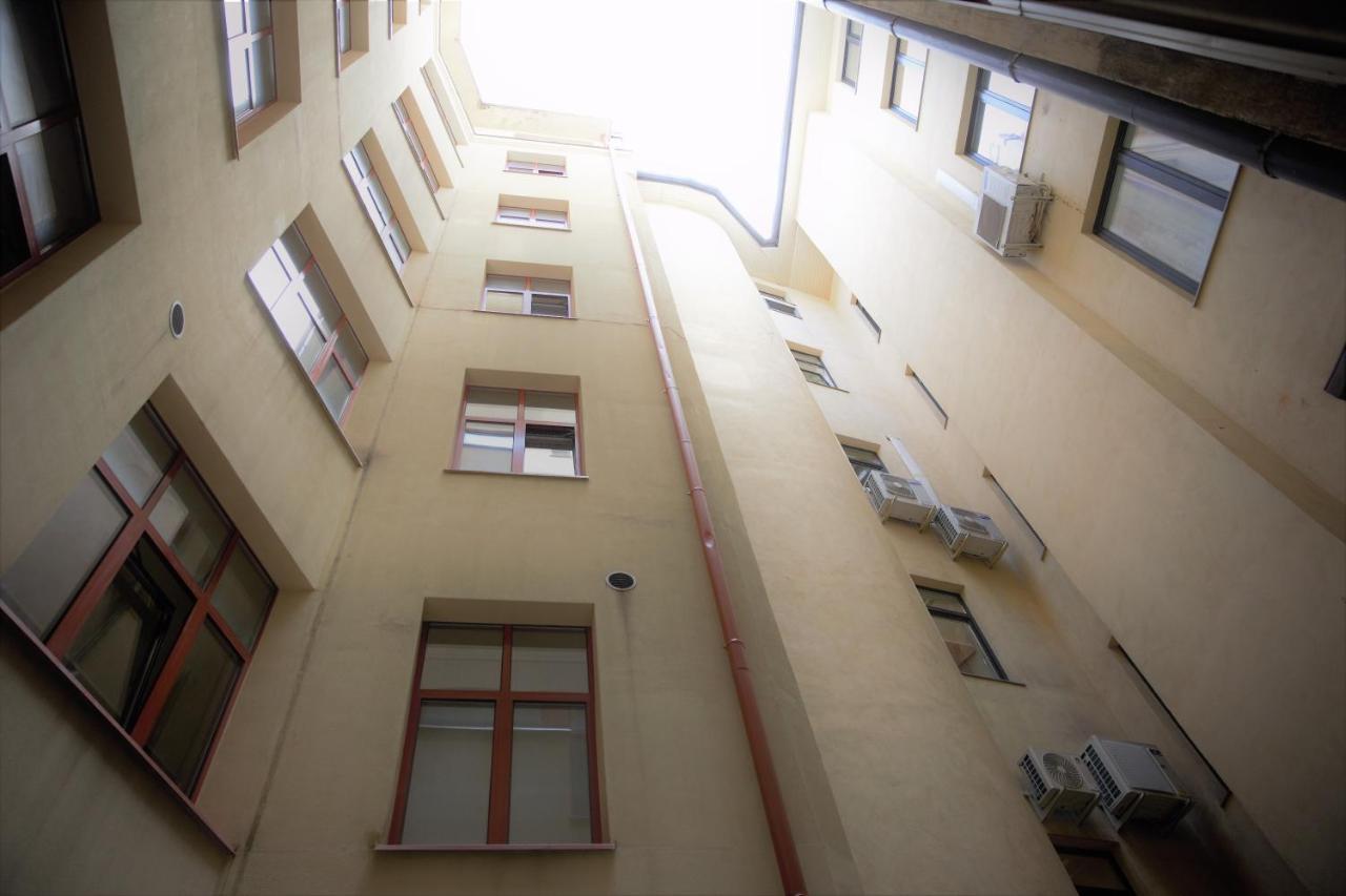 Quiet Old Town Apartment With Elevator Access * Riga